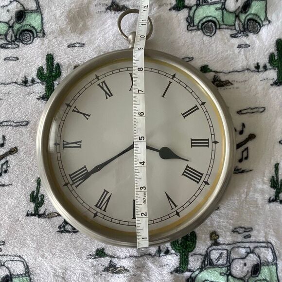 Heavy duty metal silver stainless steel stopwatch round barn farm wall clock 9” - Picture 3 of 14